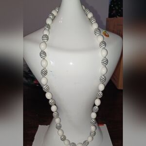 Elegant White and Black Beaded Necklace